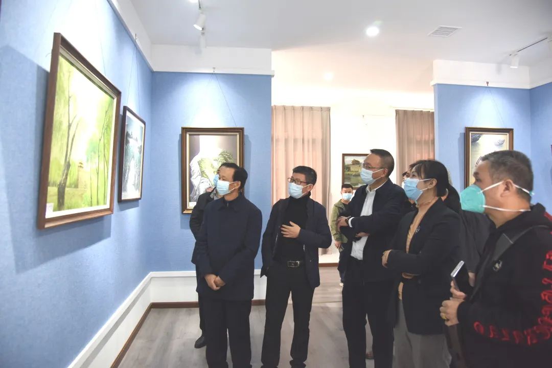 荆州区热烈庆祝党的二十大“新时代华章”书画作品展开展